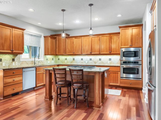 28537 Sw MORNINGSIDE Ave, Wilsonville, OR 97070