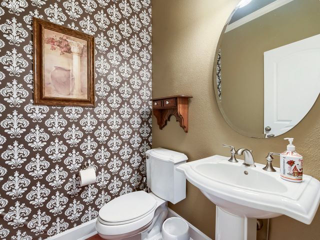 28537 Sw MORNINGSIDE Ave, Wilsonville, OR 97070