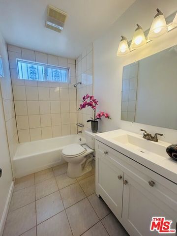 740 N Hill Place 1, Los Angeles, CA 90012