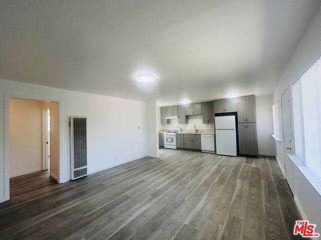 740 N Hill Place 1, Los Angeles, CA 90012