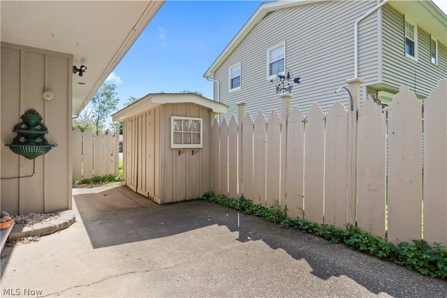 3516 Meadowbrook Drive, Lorain, OH 44053