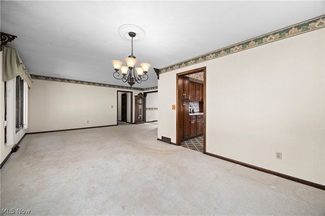 3516 Meadowbrook Drive, Lorain, OH 44053