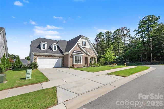 8017 Creek Park Drive, Denver, NC 28037