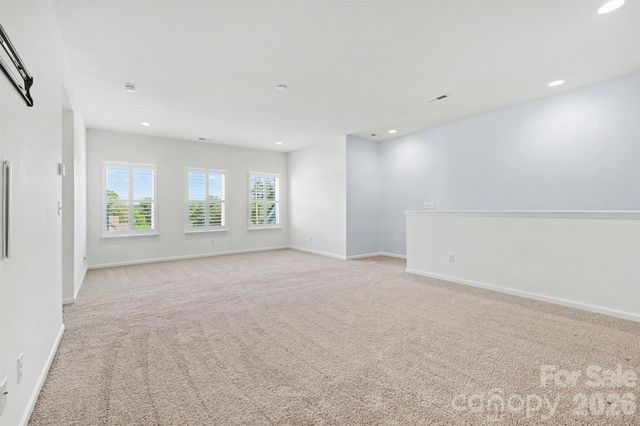 8017 Creek Park Drive, Denver, NC 28037