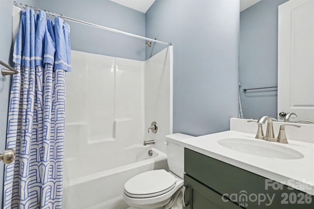 8017 Creek Park Drive, Denver, NC 28037