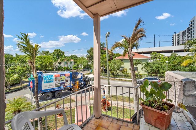 829 SW 19th Avenue, Miami, FL 33135