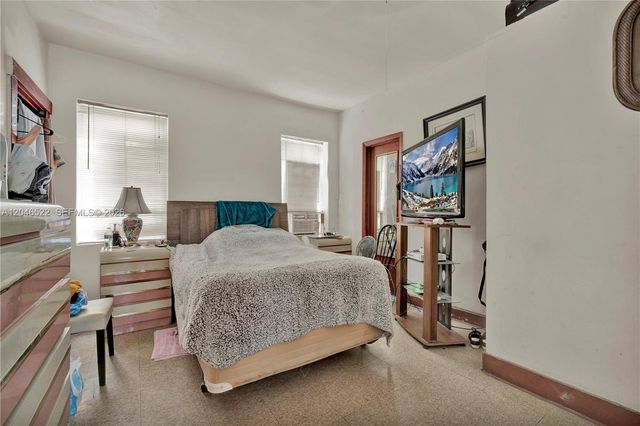 829 SW 19th Avenue, Miami, FL 33135