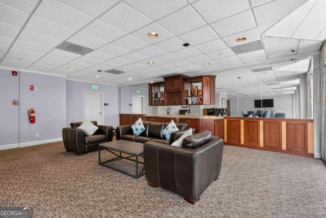 2479 Peachtree Road NE 1708, Atlanta, GA 30305