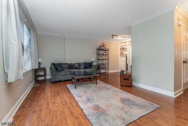 2103 Jamestown Cmn, Hillsborough Twp., NJ 08844