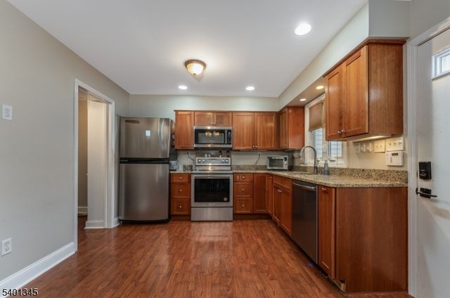 2103 Jamestown Cmn, Hillsborough Twp., NJ 08844