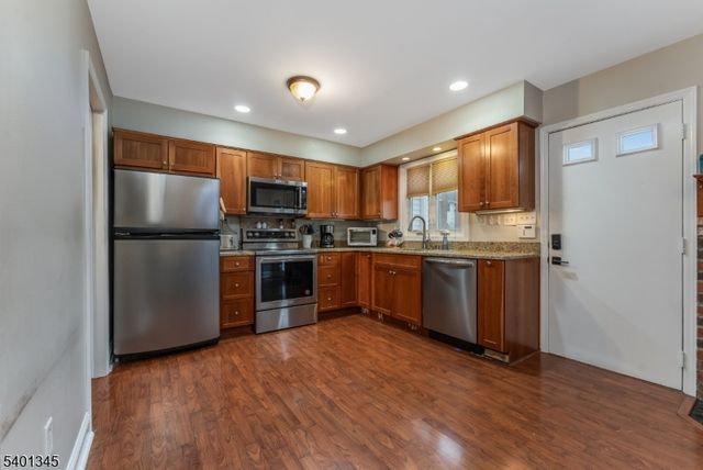 2103 Jamestown Cmn, Hillsborough Twp., NJ 08844