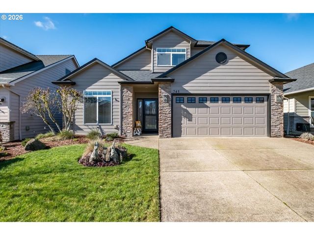 745 Se GLENDOVER Ln, Dallas, OR 97338