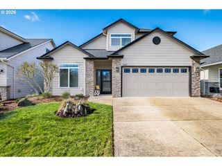 745 Se GLENDOVER Ln, Dallas, OR 97338