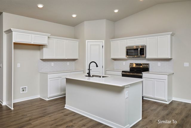 9938 Watermeadow Circle, Johnston, IA 50131