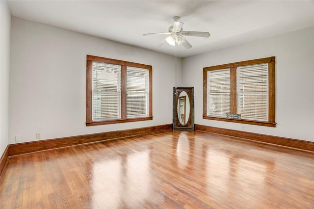 5221 Mulford Street, Houston, TX 77023