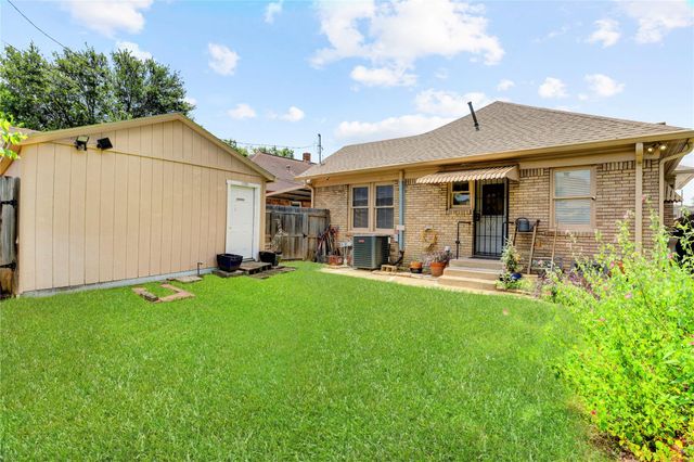 5221 Mulford Street, Houston, TX 77023