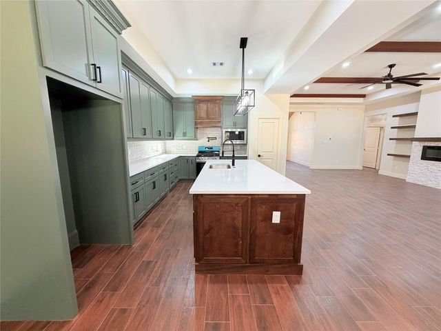 19991 Northfork Dr, Porter, TX 77365