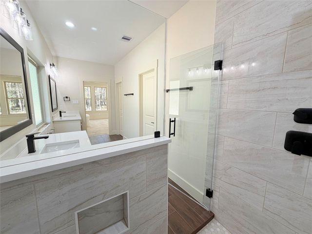 19991 Northfork Dr, Porter, TX 77365