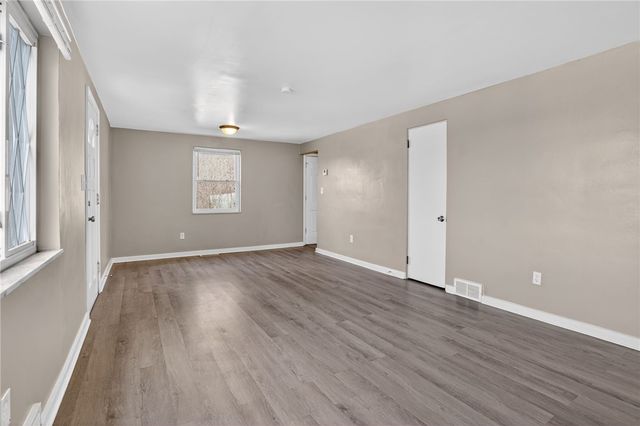 8030 Lincoln Rd, Penn Hills, PA 15147