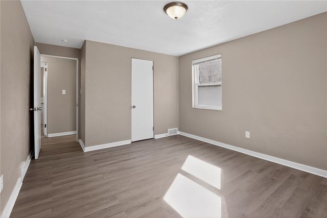 8030 Lincoln Rd, Penn Hills, PA 15147