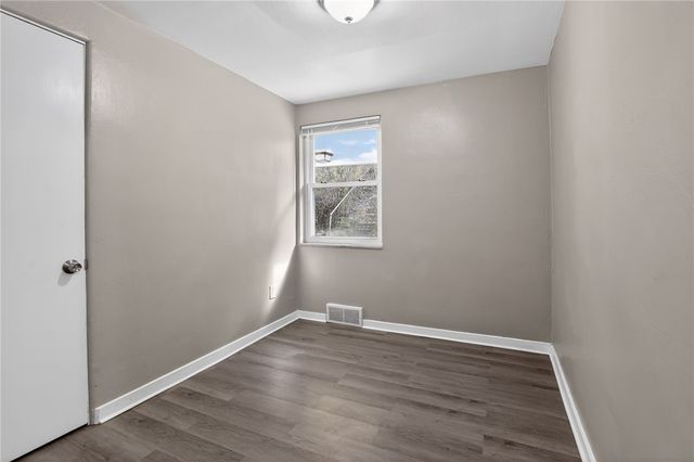 8030 Lincoln Rd, Penn Hills, PA 15147