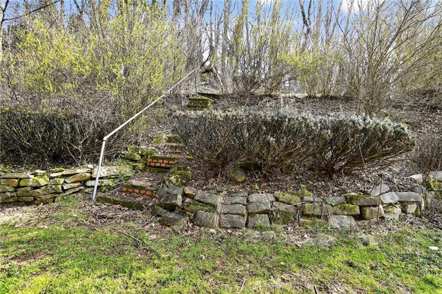 8030 Lincoln Rd, Penn Hills, PA 15147