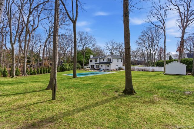 58 Heritage Lane, Aquebogue, NY 11931