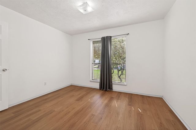 3031 Shawnee Drive, Sugar Land, TX 77479