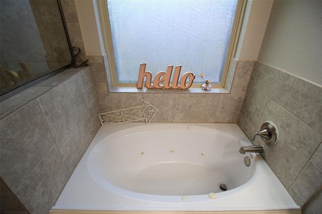 18768 Kelly Meadows Lane, New Caney, TX 77357