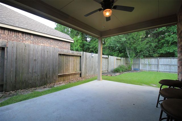 18768 Kelly Meadows Lane, New Caney, TX 77357