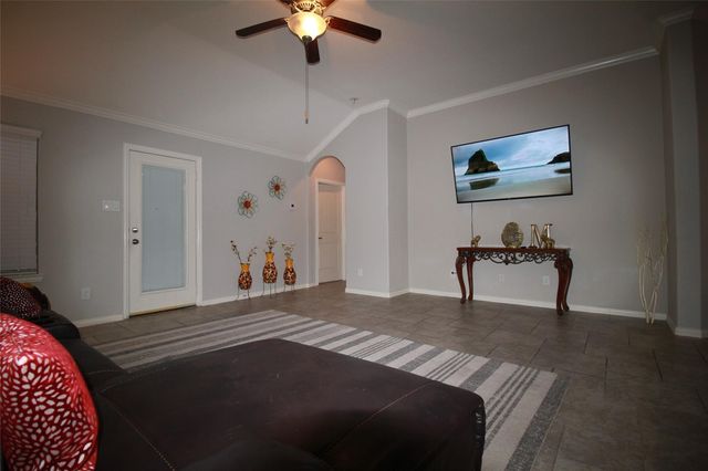 18768 Kelly Meadows Lane, New Caney, TX 77357