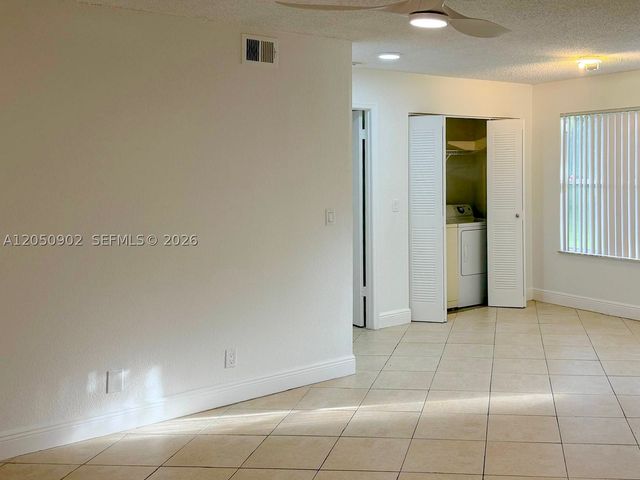 643 Vista Isles Dr 1812, Sunrise, FL 33325