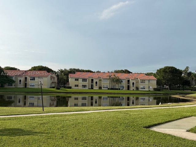 643 Vista Isles Dr 1812, Sunrise, FL 33325