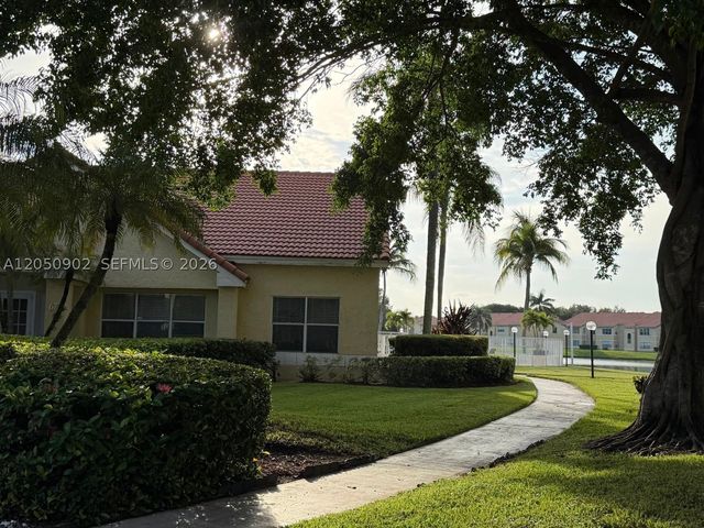 643 Vista Isles Dr 1812, Sunrise, FL 33325