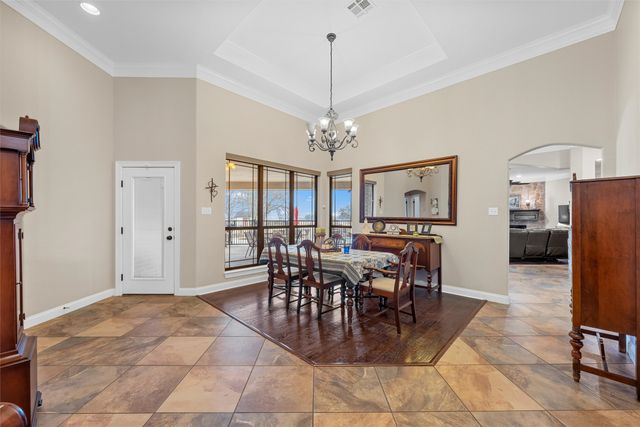 380 N Quail Run Drive, West, TX 76691