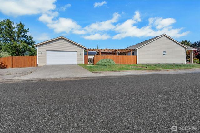 13714 143rd Avenue E, Orting, WA 98360