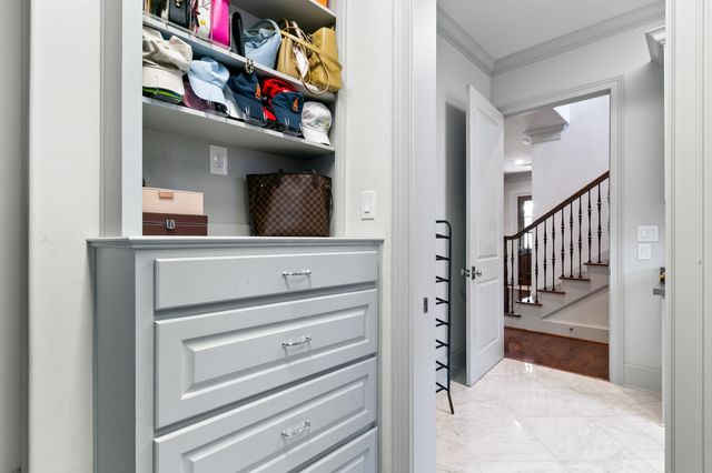 14122 Barryknoll Lane, Houston, TX 77079