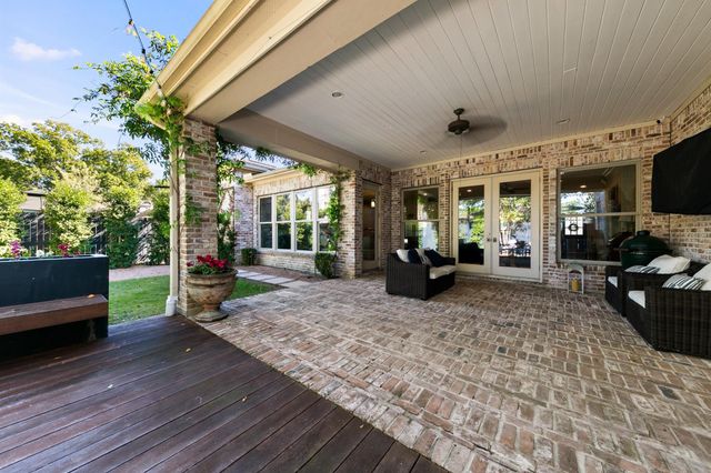 14122 Barryknoll Lane, Houston, TX 77079