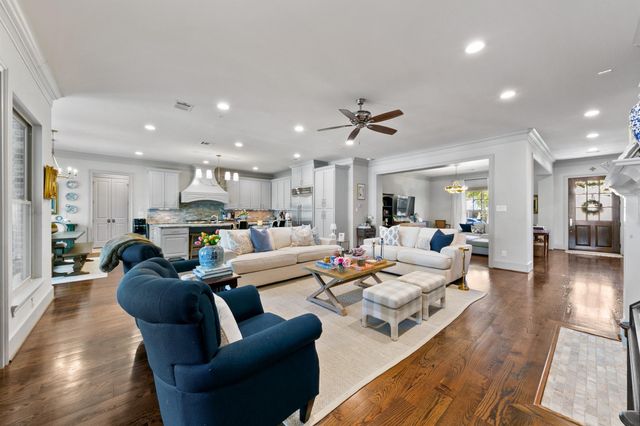 14122 Barryknoll Lane, Houston, TX 77079