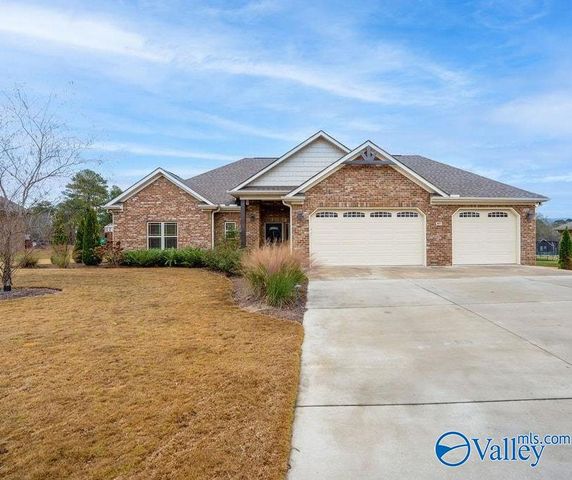 507 Highland Avenue, Scottsboro, AL 35769