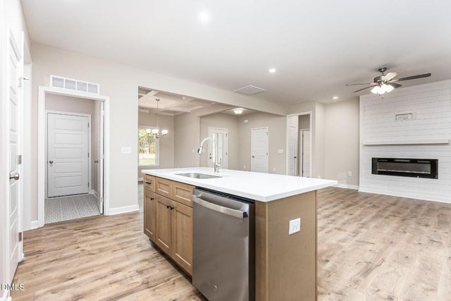 3988 N Nc 581 Highway, Kenly, NC 27542