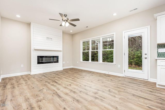 3988 N Nc 581 Highway, Kenly, NC 27542