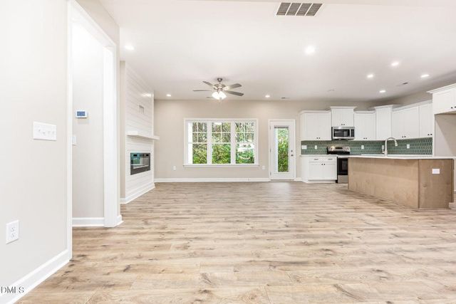 3988 N Nc 581 Highway, Kenly, NC 27542