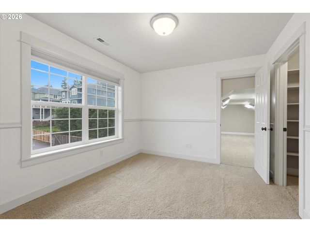 4305 Nw 140TH Way, Vancouver, WA 98685