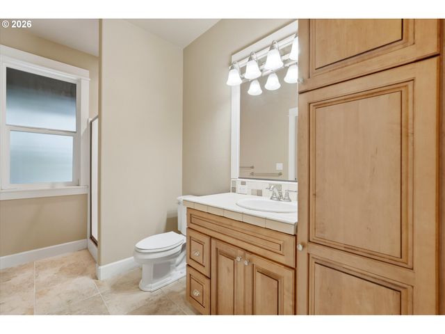 4305 Nw 140TH Way, Vancouver, WA 98685