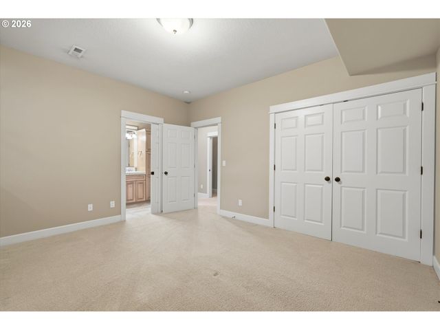 4305 Nw 140TH Way, Vancouver, WA 98685