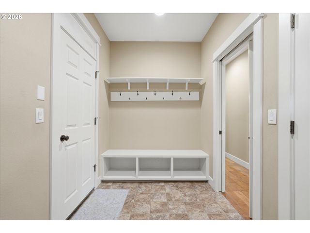 4305 Nw 140TH Way, Vancouver, WA 98685