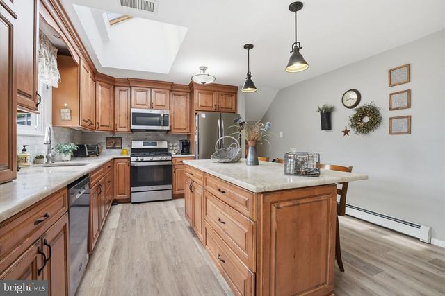 1240 ALMSHOUSE RD, Jamison, PA 18929