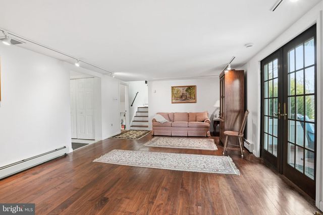 1240 ALMSHOUSE RD, Jamison, PA 18929