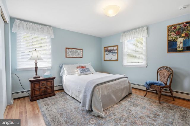 1240 ALMSHOUSE RD, Jamison, PA 18929